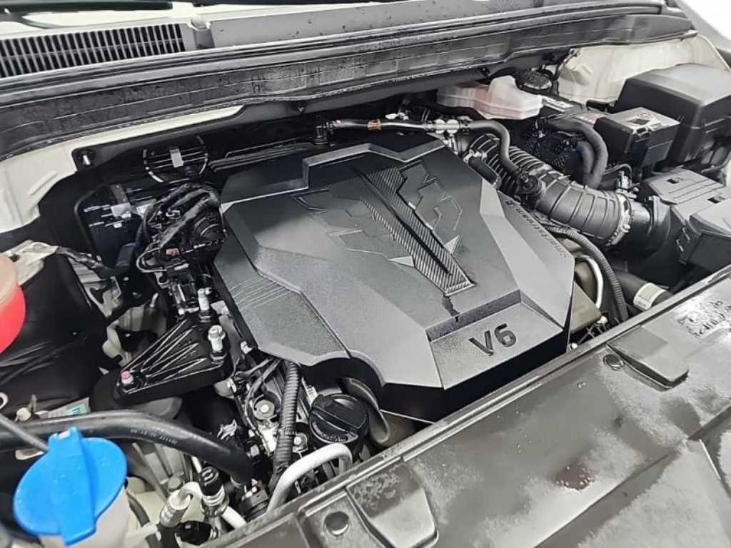 KIA Carnival - Vista 5