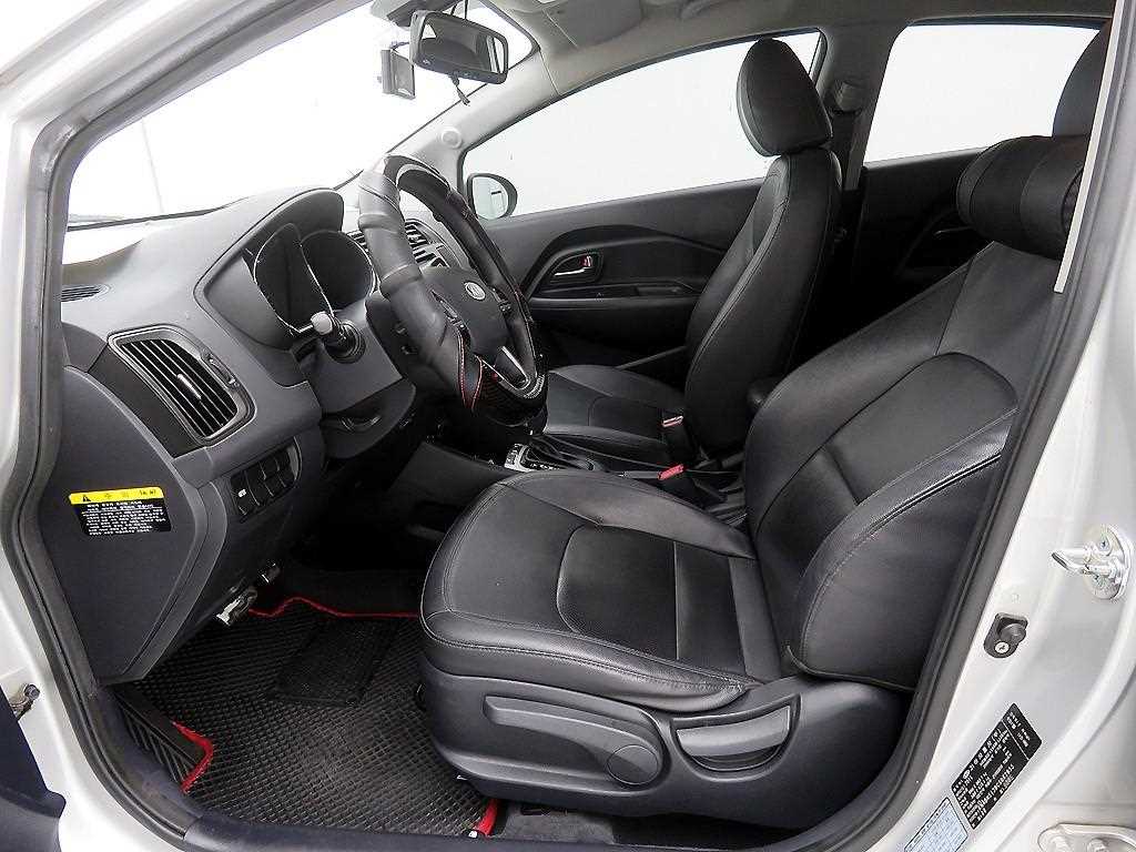 KIA Pride - Vista 6