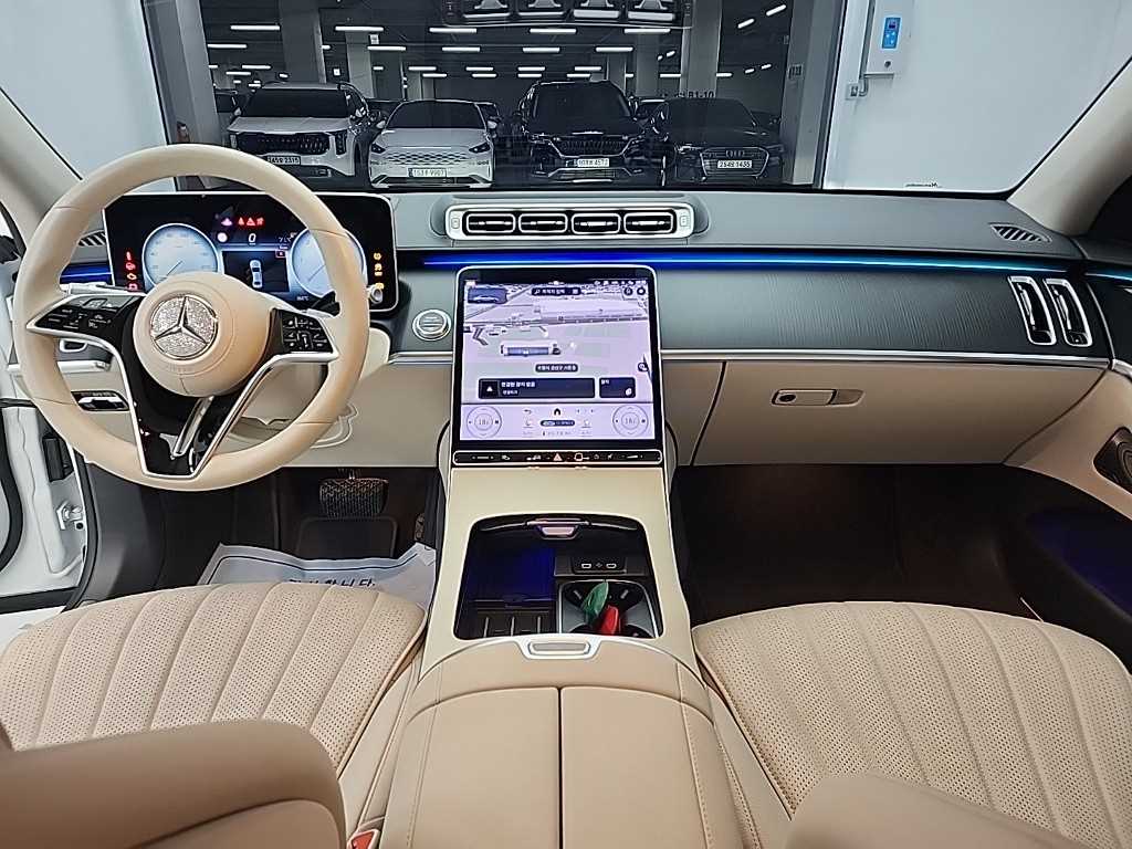 Mercedes Benz S Class - Vista 8