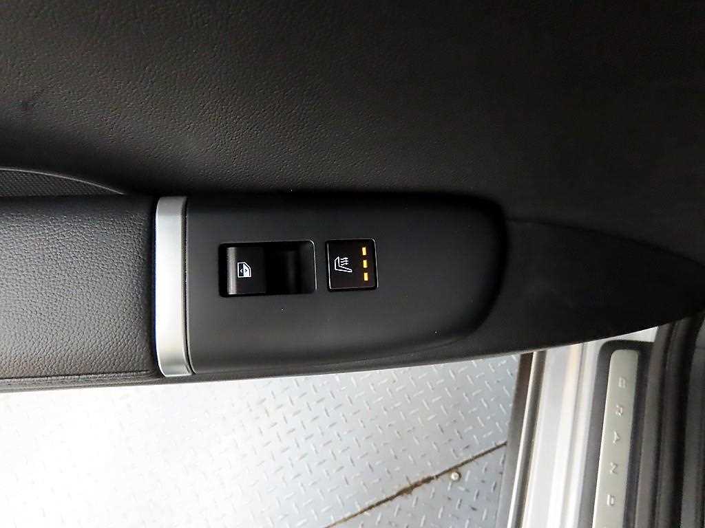 HYUNDAI Grandeur - Vista 12
