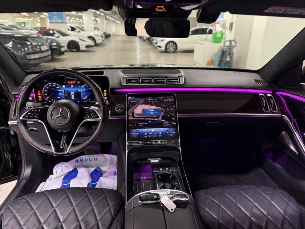 Mercedes Benz S Class - Vista 7