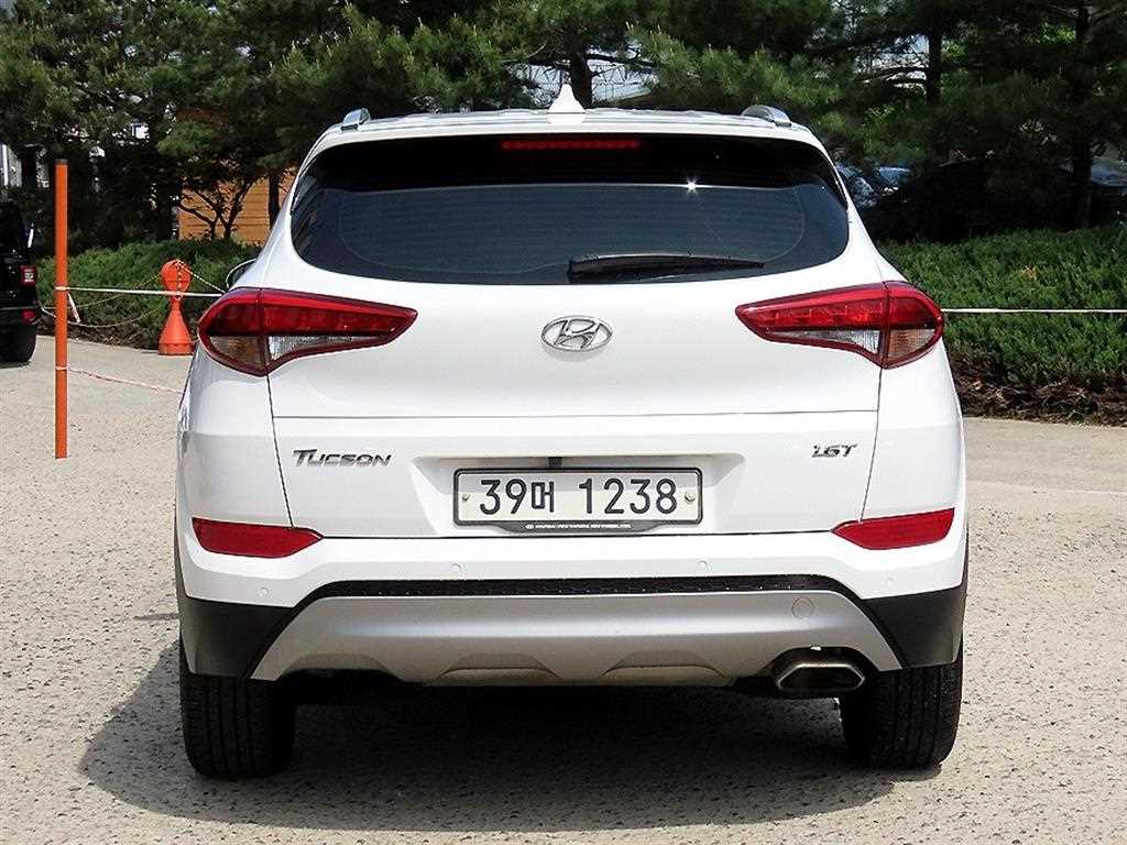 HYUNDAI Tucson - Vista 4
