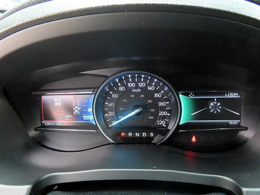 Ford Explorer - Vista 9