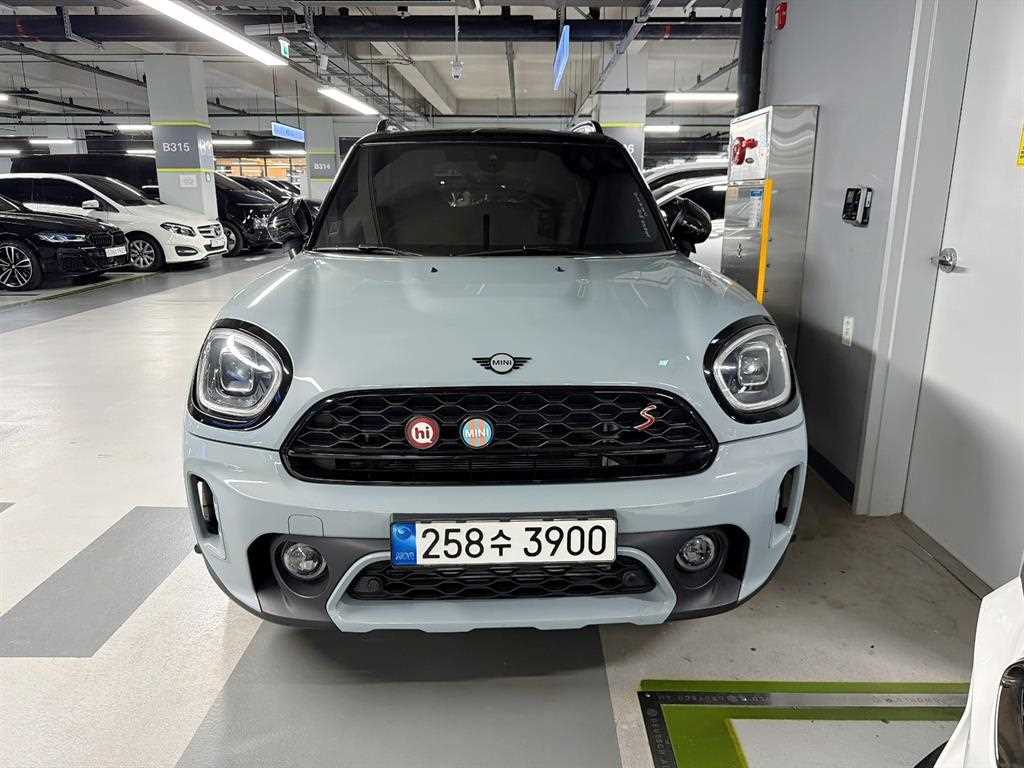 Mini Countryman 2023 skyblue - Importación desde Corea - HF Imports Iquique - Foto 1
