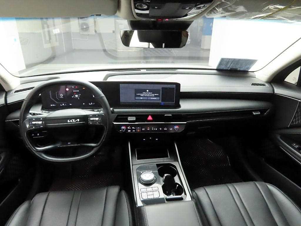 KIA K8 - Vista 6