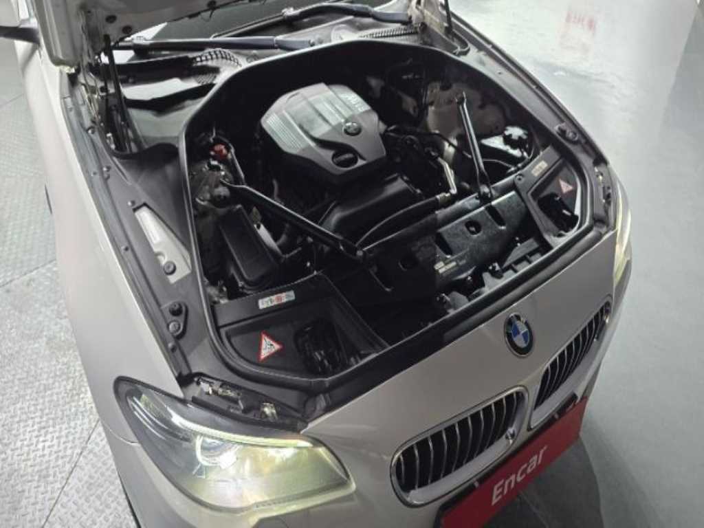 BMW 5 Series - Vista 6