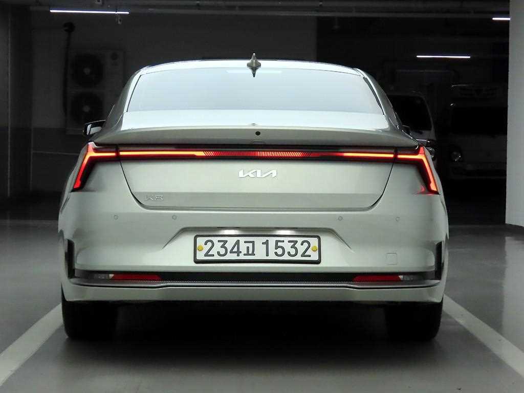 KIA K8 - Vista 3
