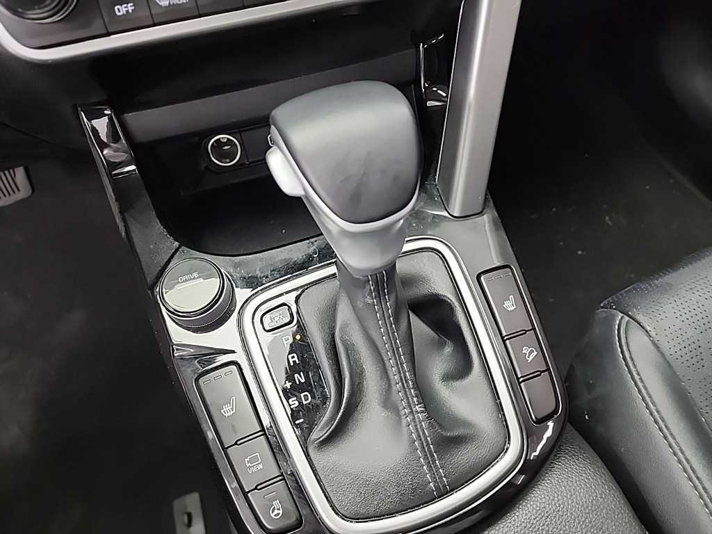 KIA Seltos - Vista 8