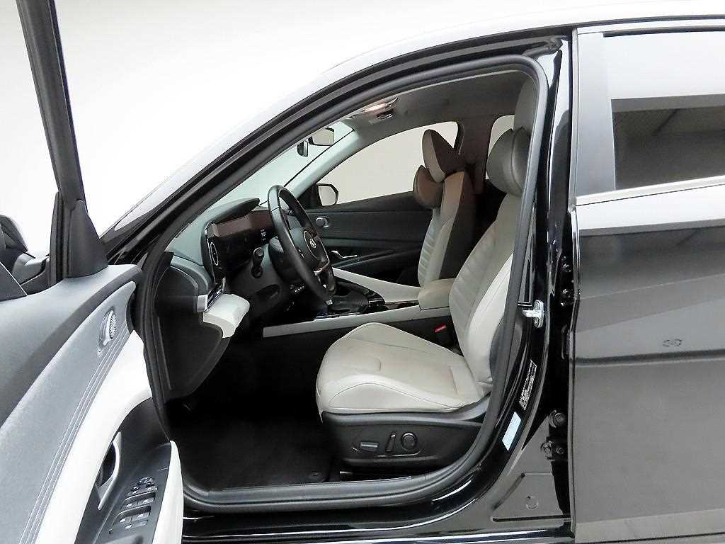 HYUNDAI Avante 2021 Negro - Importación desde Corea - HF Imports Iquique - Foto 13