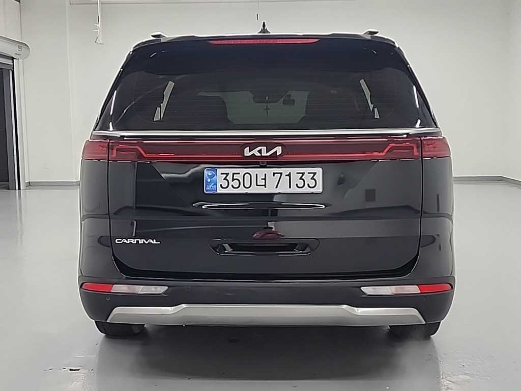 KIA Carnival - Vista 3