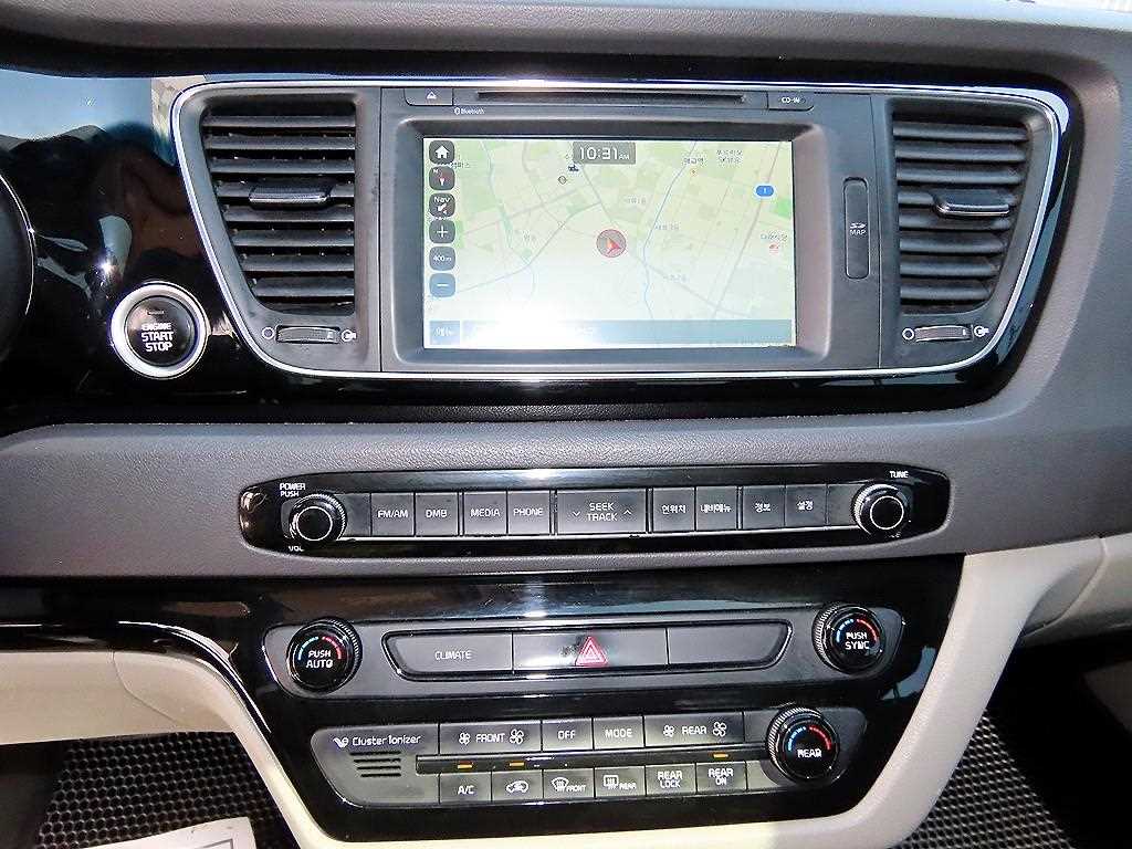 KIA Carnival 2015 Gris - Importación desde Corea - HF Imports Iquique - Foto 14