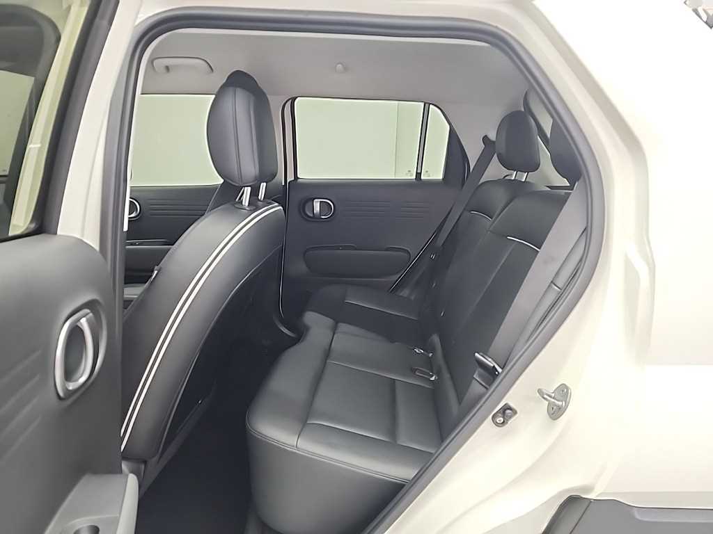 HYUNDAI Casper - Vista 12