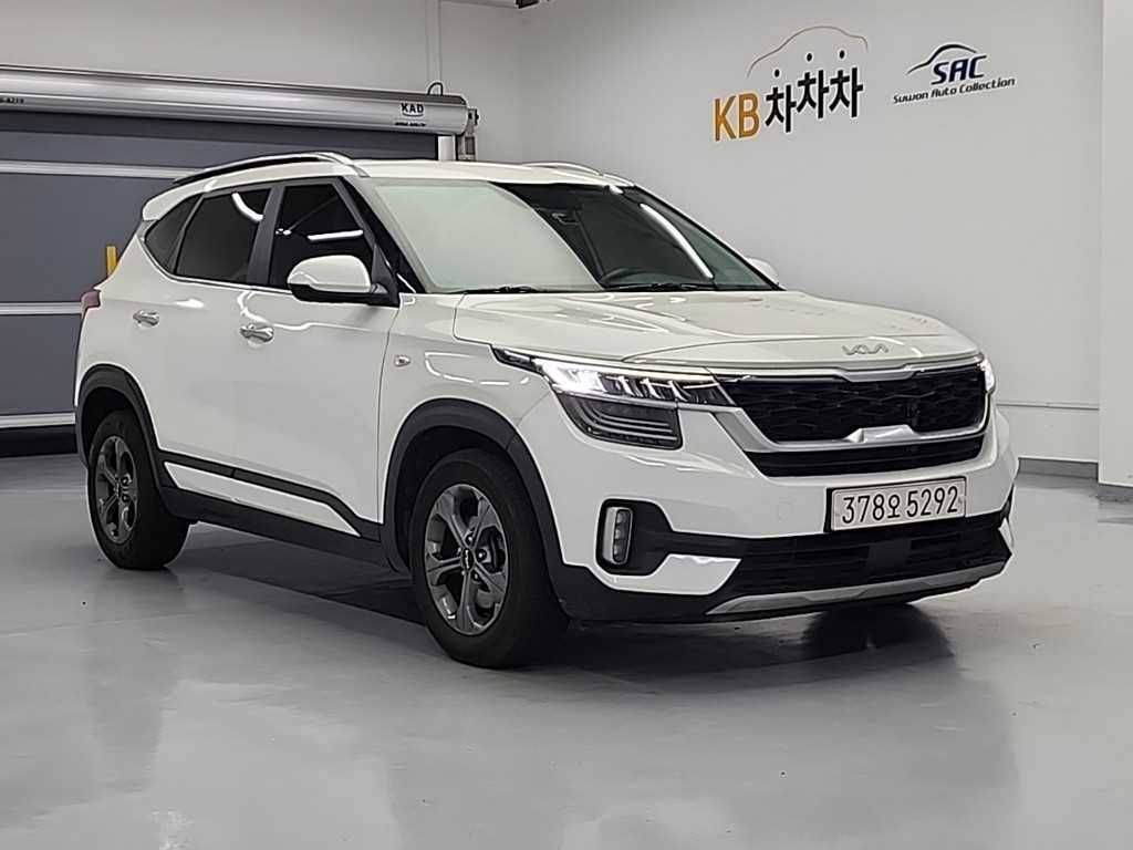 KIA Seltos - Vista 4