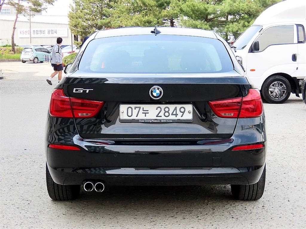 BMW Gran Turismo - Vista 4
