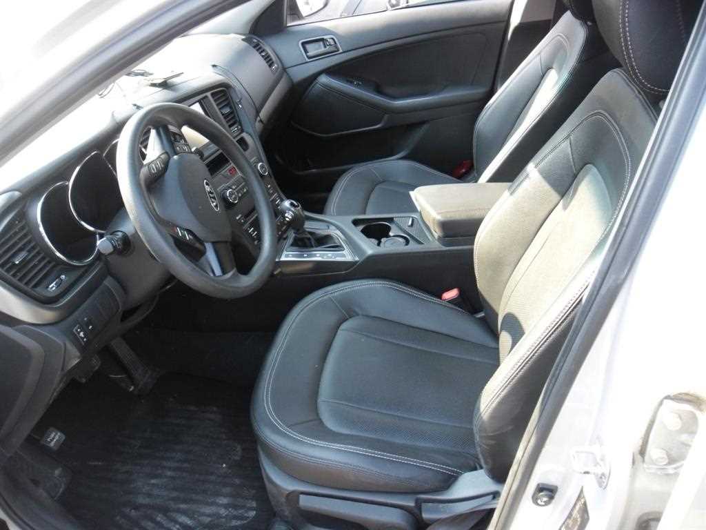 KIA K5 - Vista 9