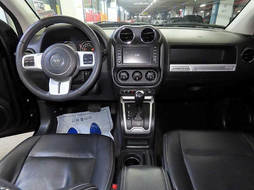 Jeep Compass - Vista 10