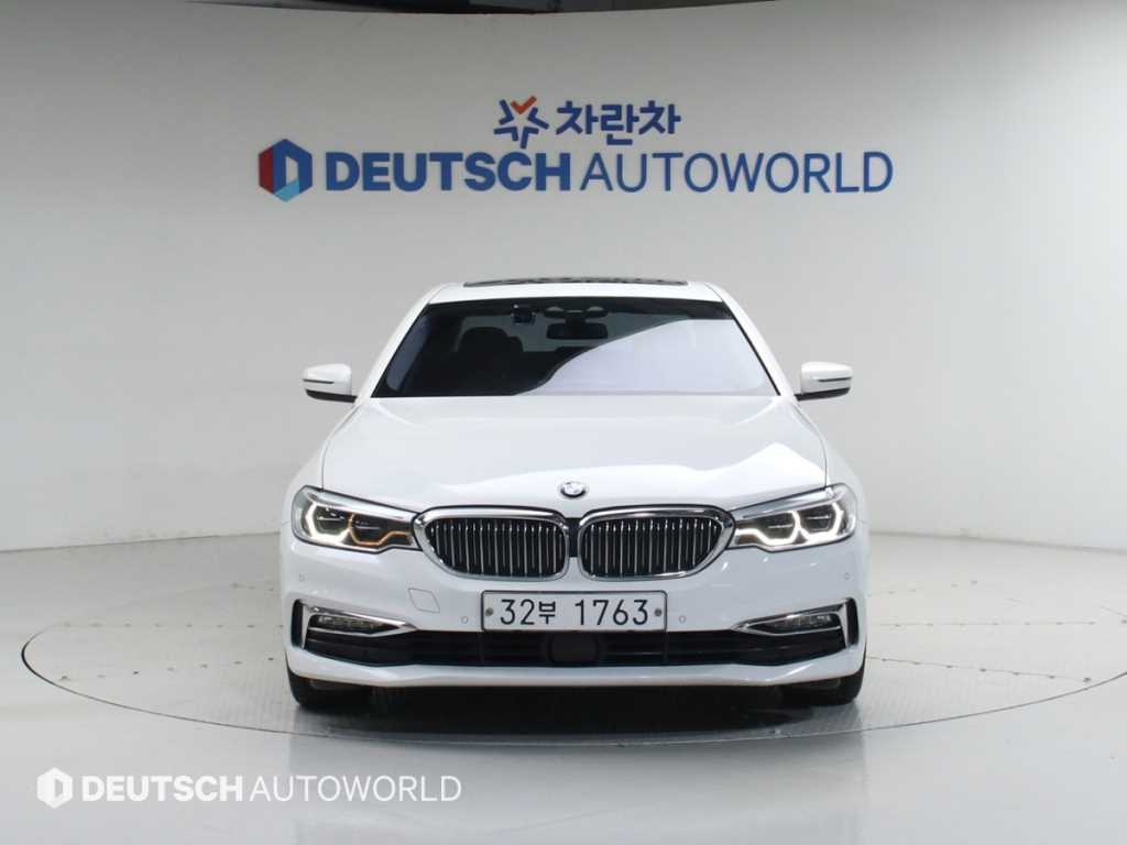 BMW 5 Series - Vista 3