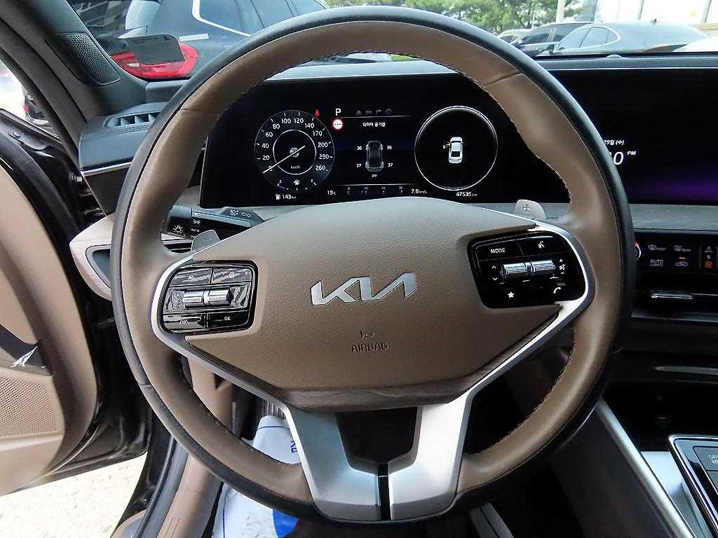 KIA K8 - Vista 8