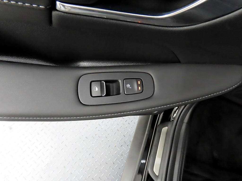 HYUNDAI Sonata - Vista 12