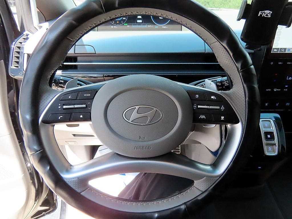 HYUNDAI Staria - Vista 8