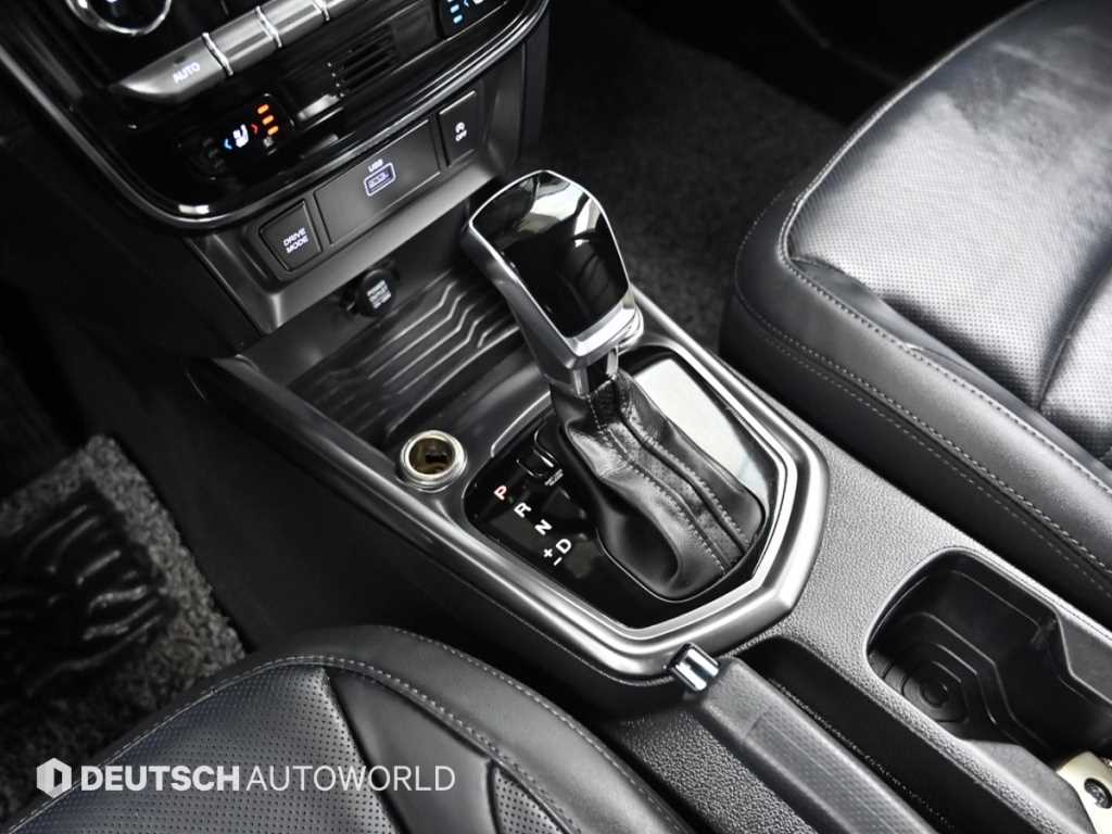 Ssangyong Tivoli - Vista 9