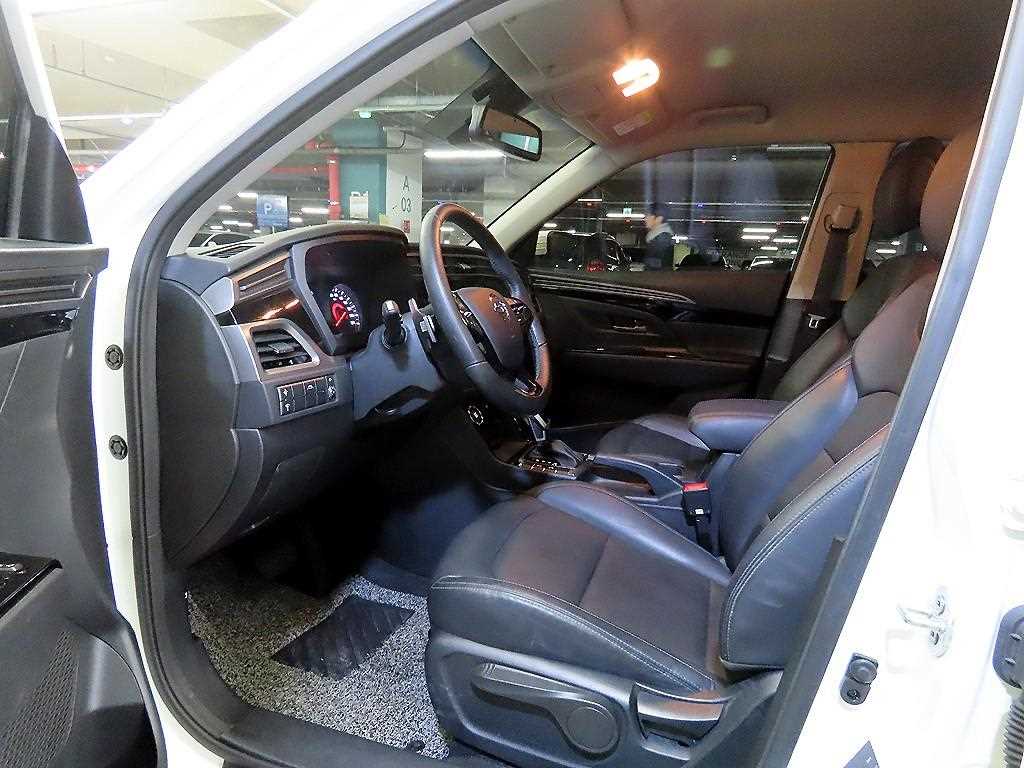 Ssangyong Korando - Vista 6