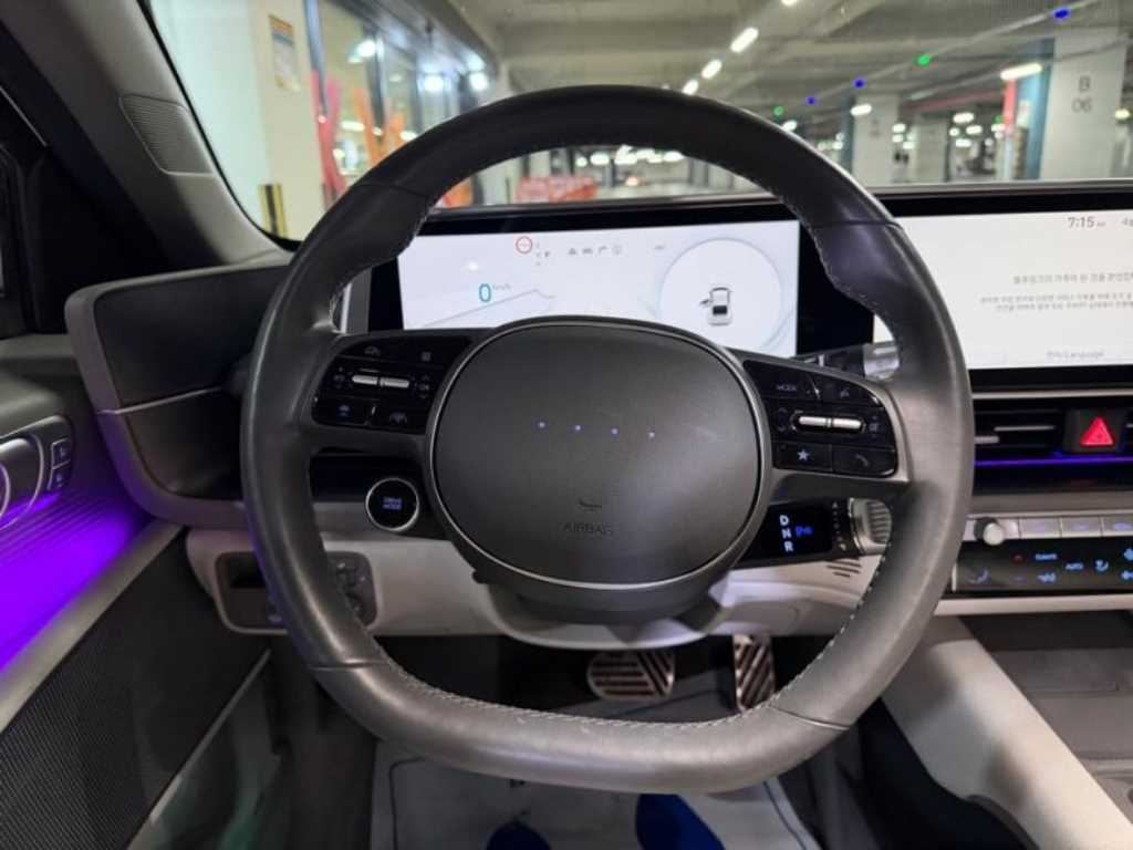 HYUNDAI Ioniq 6 - Vista 8