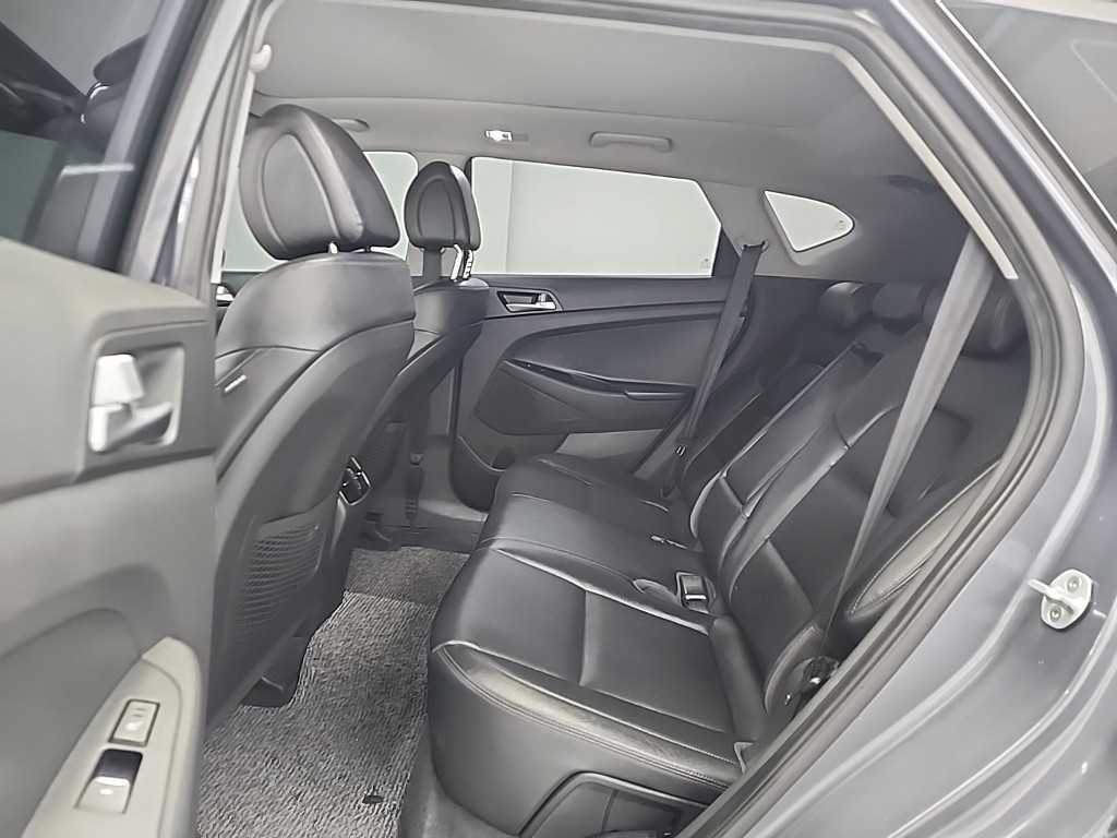 HYUNDAI Tucson - Vista 12