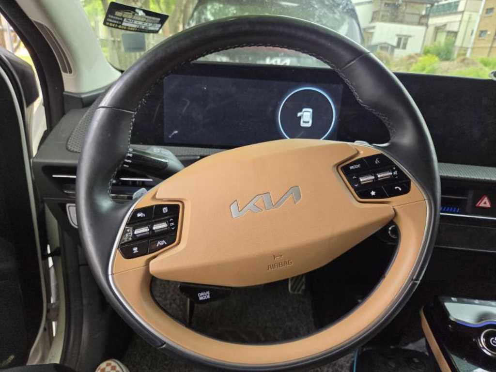 KIA EV6 - Vista 5