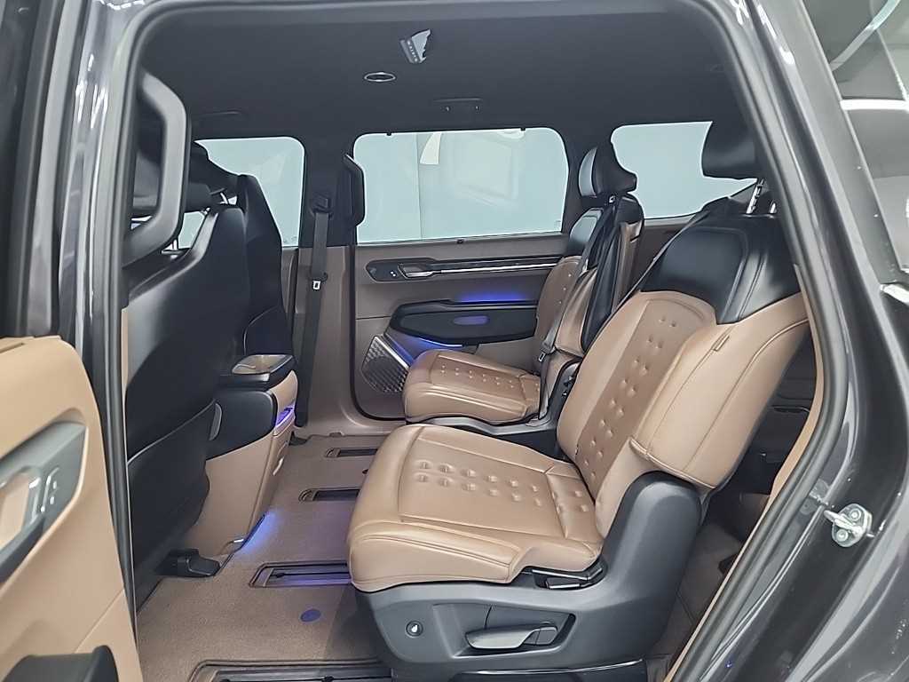 KIA EV9 - Vista 12