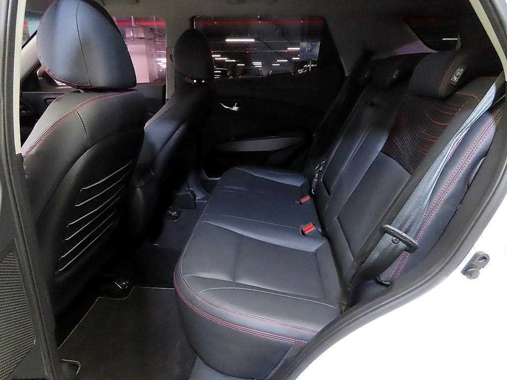 Ssangyong Tivoli - Vista 7