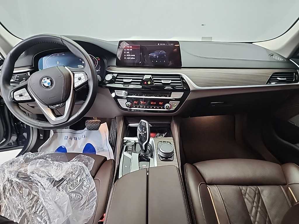 BMW 5 Series - Vista 7