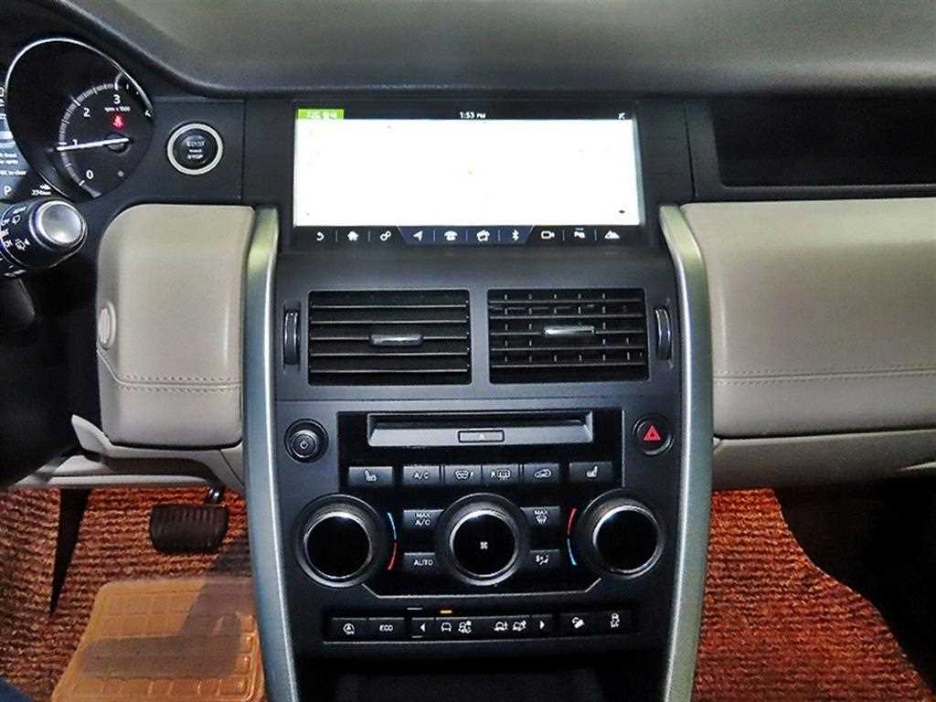 Land Rover Discovery Sports - Vista 11