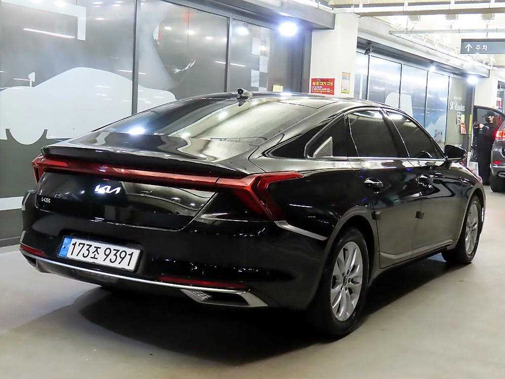 KIA K8 - Vista 4