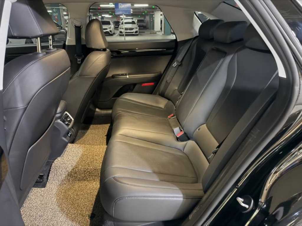 HYUNDAI Grandeur - Vista 7