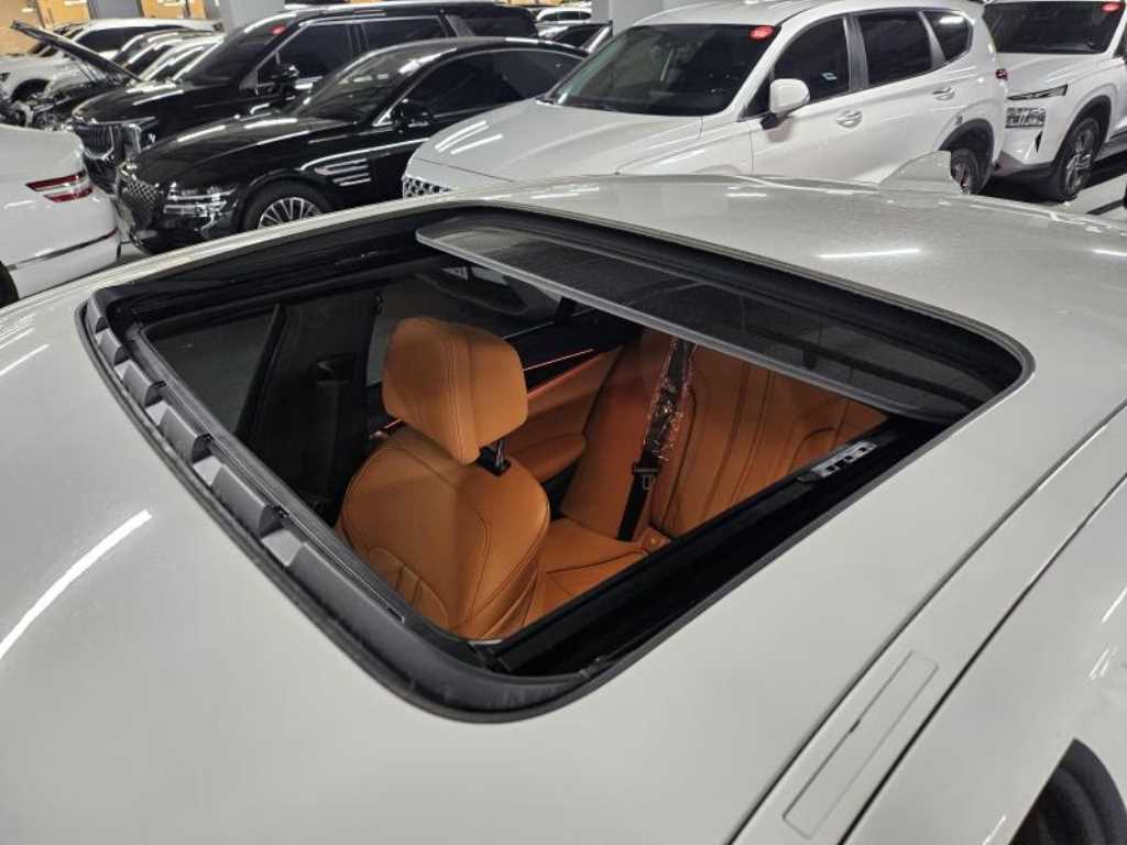 BMW 5 Series 2021 Blanco - Importación desde Corea - HF Imports Iquique - Foto 15