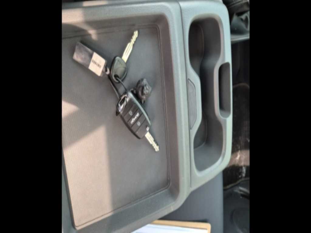 Small Truck Cargo (small) - Vista 10