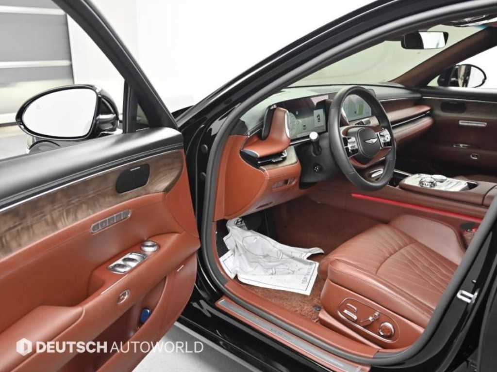 Genesis G90 - Vista 11