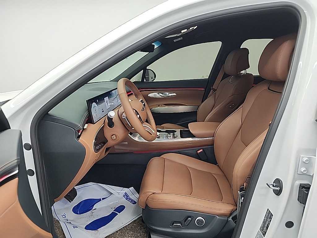 Genesis GV70 - Vista 11