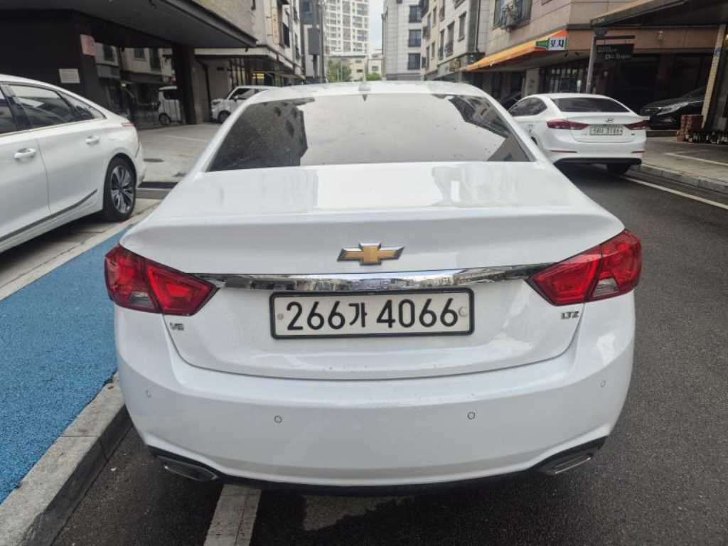 Chevrolet Impala - Vista 4