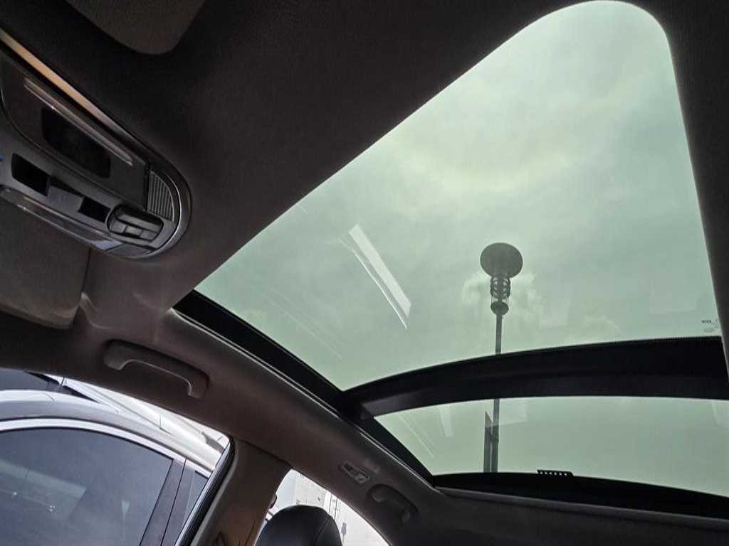 HYUNDAI Sonata - Vista 7