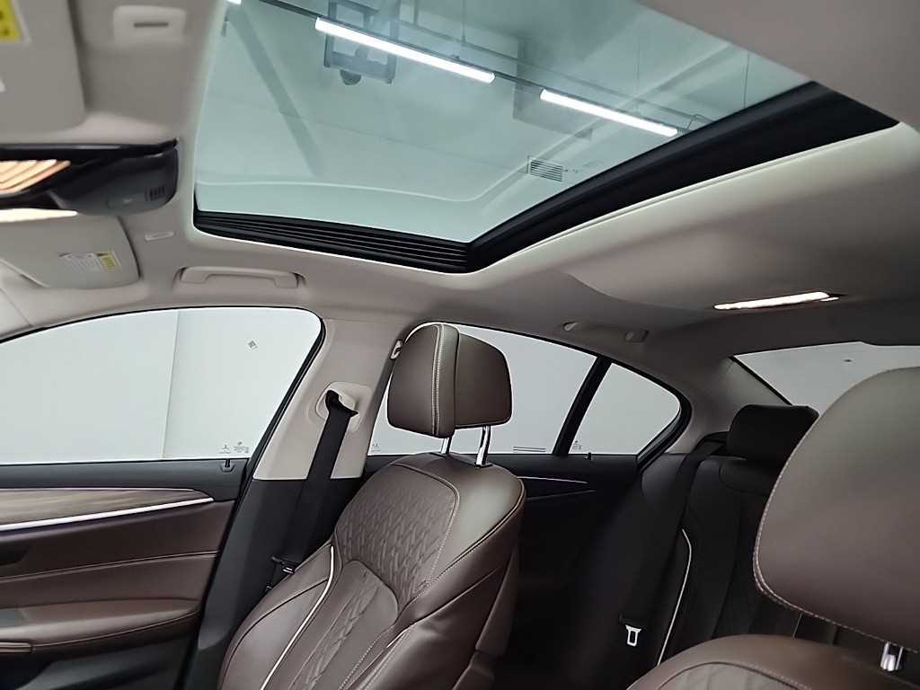 BMW 5 Series 2018 Azul - Importación desde Corea - HF Imports Iquique - Foto 14