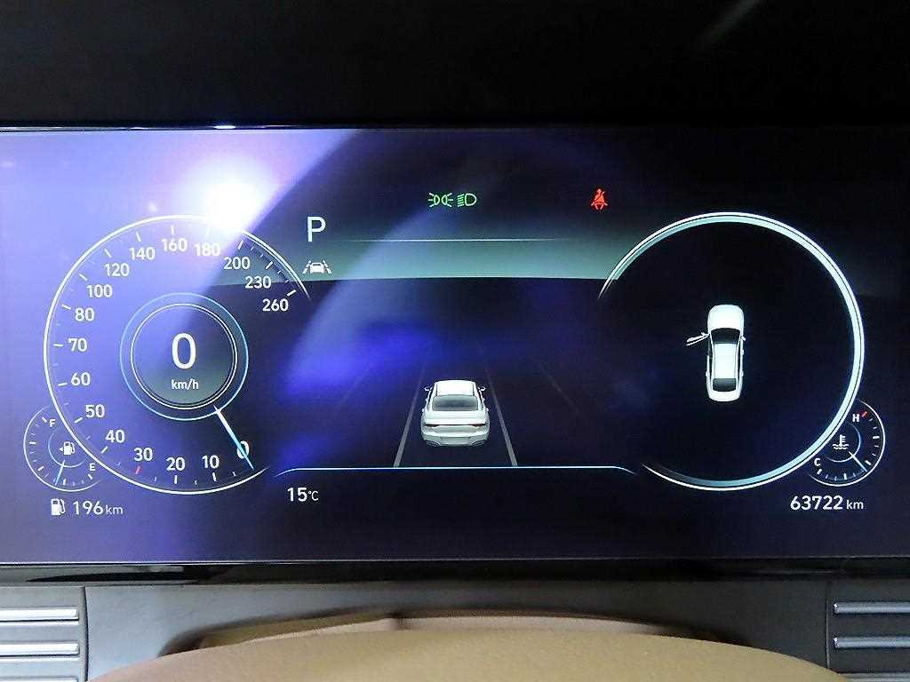 HYUNDAI Grandeur - Vista 10
