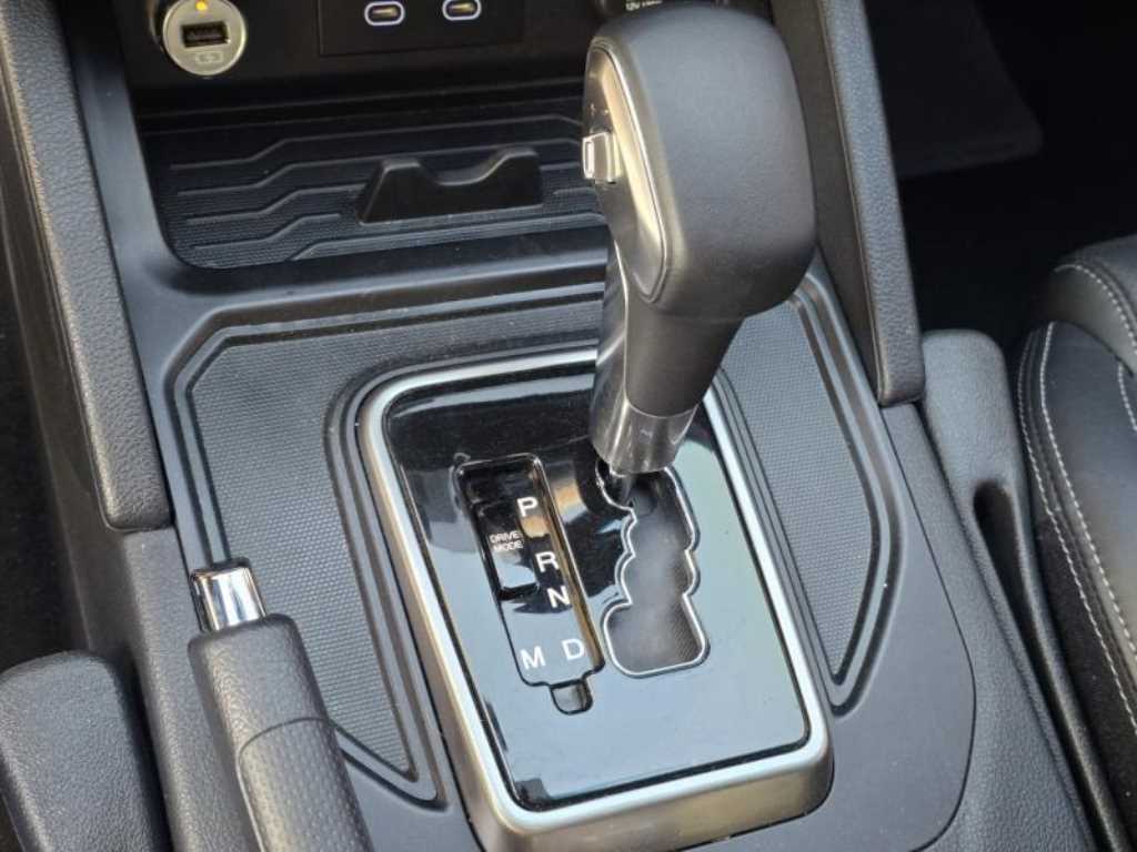 Ssangyong Rexton - Vista 12