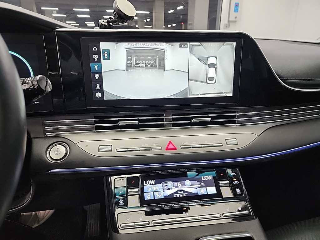 HYUNDAI Grandeur - Vista 10