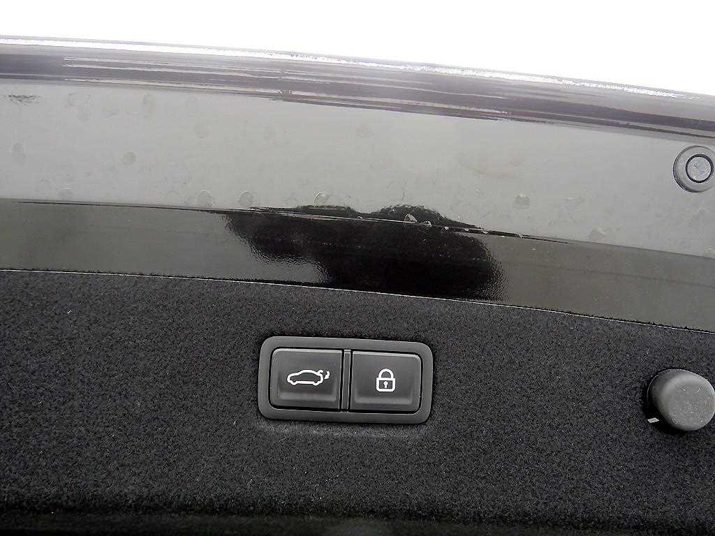 KIA K9 - Vista 5