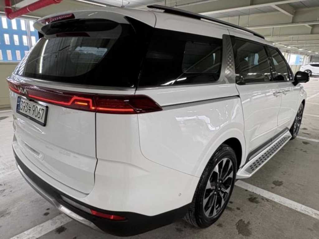 KIA Carnival - Vista 4