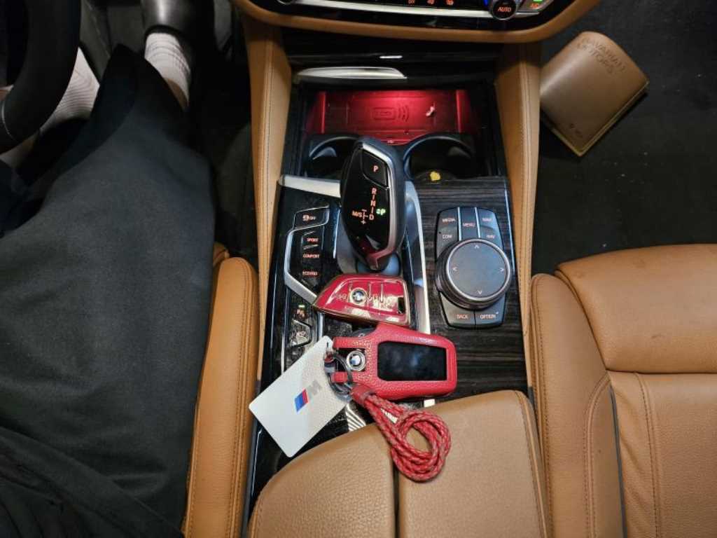 BMW 5 Series - Vista 7
