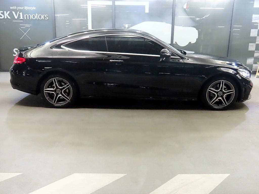 Mercedes Benz C Class - Vista 3