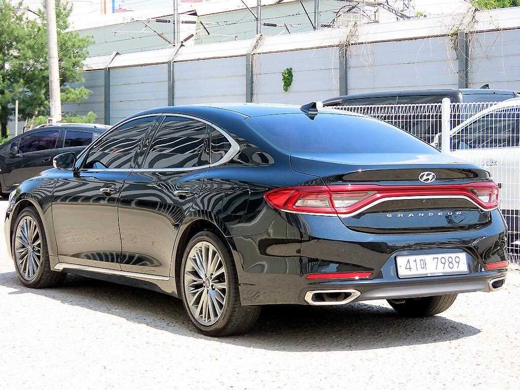 HYUNDAI Grandeur - Vista 3